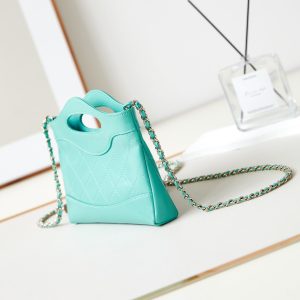 cc 24s31 nano shopping bag 17.5cm cloud blue lambskin gold hardware
