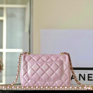 cc 24p mini flap bag 17cm pearlescent pink lambskin pearl chain