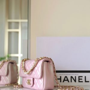 cc 24p mini flap bag 17cm pearlescent pink lambskin pearl chain