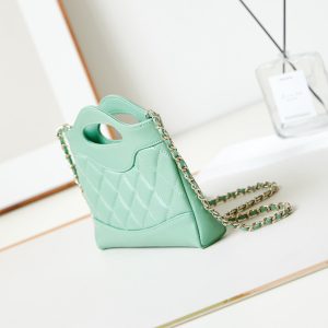cc 24s31 nano shopping bag 17.5cm light green lambskin gold hardware