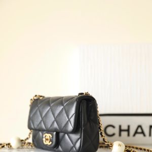cc 24s mini flap bag 17cm black lambskin pearl ball