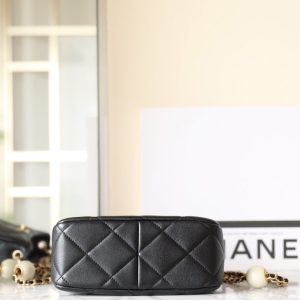 cc 24s hobo bag 19cm black lambskin pearl ball