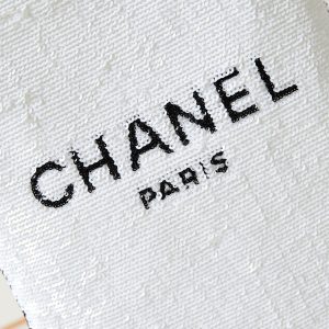 cc 24s31 shopping bag white black sequins black hardware