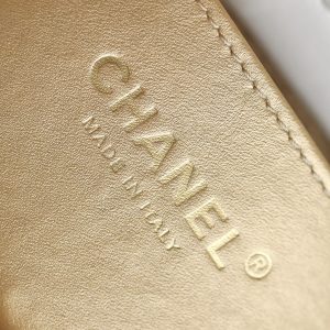 cc 24s hobo bag 19cm white lambskin pearl ball