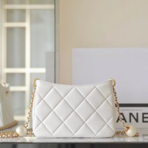 cc 24s hobo bag 19cm white lambskin pearl ball