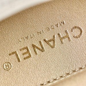 cc 24s mini flap bag 20cm white lambskin pearl ball