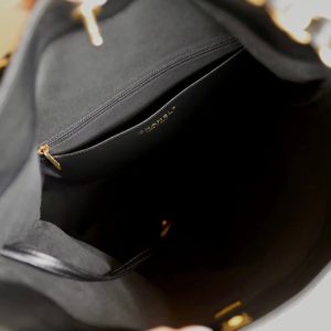 cc 24p hobo bag 36cm black lambskin gold hardware