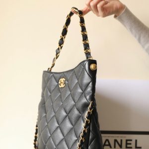 cc 24p hobo bag 28cm black lambskin gold hardware