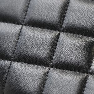 20240507_i1715053889_1550_1_jpg_cef1c769-5d40-4c34-9494-c67a58c4c0e1 cc 24s woc 19cm black calfskin pearl ball