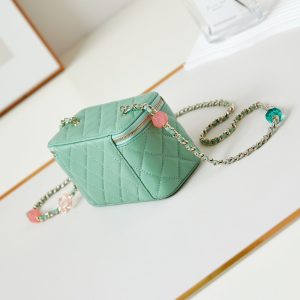 23p vanity 17cm light green lambskin light gold hardware