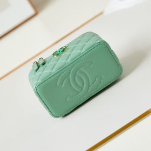 23p vanity 17cm light green lambskin light gold hardware