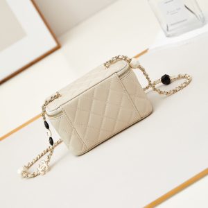 23p vanity 17cm cream lambskin light gold hardware