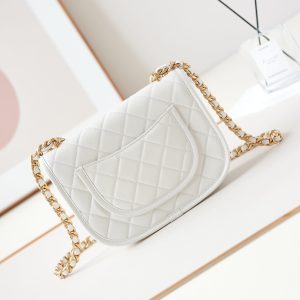 24s messenger bag 23cm white calfskin gold hardware