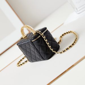 24a vanity 17cm black lambskin gold hardware