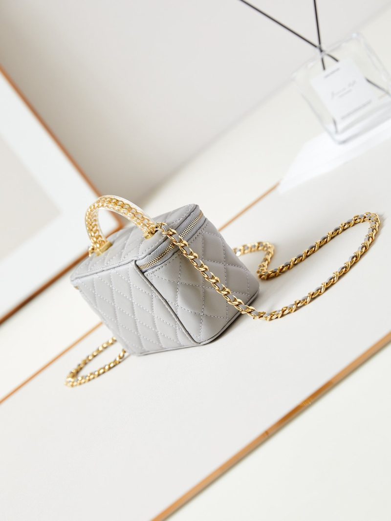 24a vanity 17cm grey lambskin gold hardware