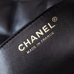 24a hobo bag 23cm black calfskin gold hardware