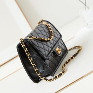 24s medium flap bag 25cm black calfskin gold hardware