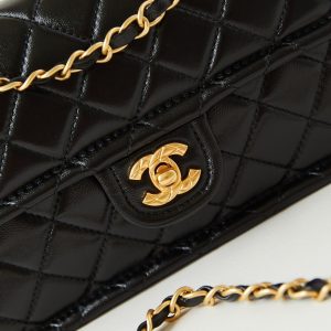 24s small flap bag 23cm black calfskin gold hardware