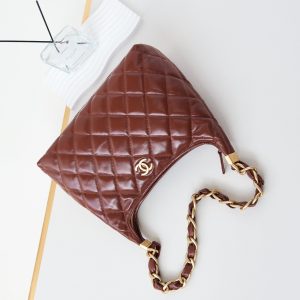 24a hobo bag 32cm burgundy calfskin gold hardware