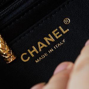 24a flap bag with top handle 18cm black caviar gold hardware