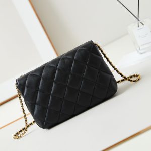 24a small flap bag 23cm black lambskin pearl and gold hardware