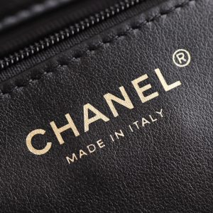 cc 24a nano 19cm kelly shopper bag black white tweed