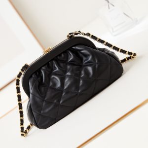 24a clutch 24cm black lambskin gold hardware