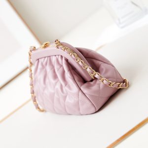 24a clutch 24cm light pink lambskin gold hardware