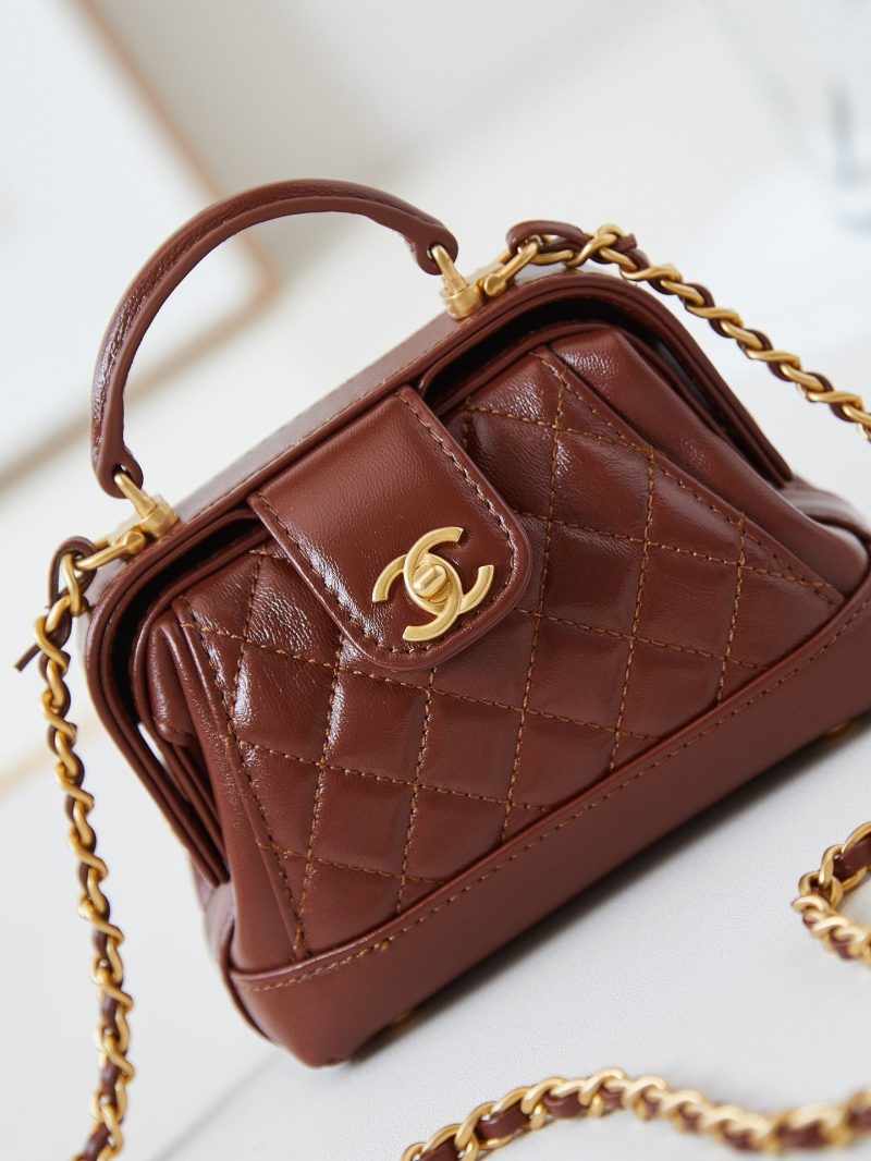 20240810_i1723219910_2492_1_jpg CC 24A Mini Top Handle 13cm Brown Wax Leather Gold Hardware 238463