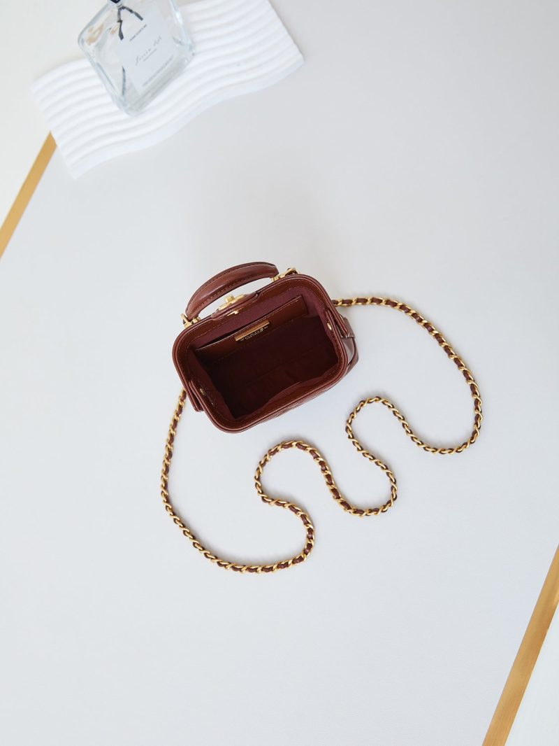 20240810_i1723219910_5685_7_jpg CC 24A Mini Top Handle 13cm Brown Wax Leather Gold Hardware 238463