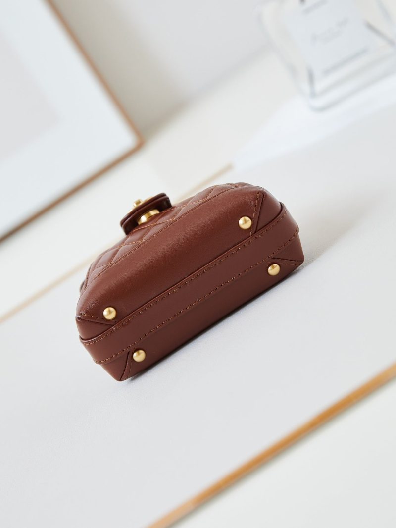 20240810_i1723219910_7169_5_jpg CC 24A Mini Top Handle 13cm Brown Wax Leather Gold Hardware 238463