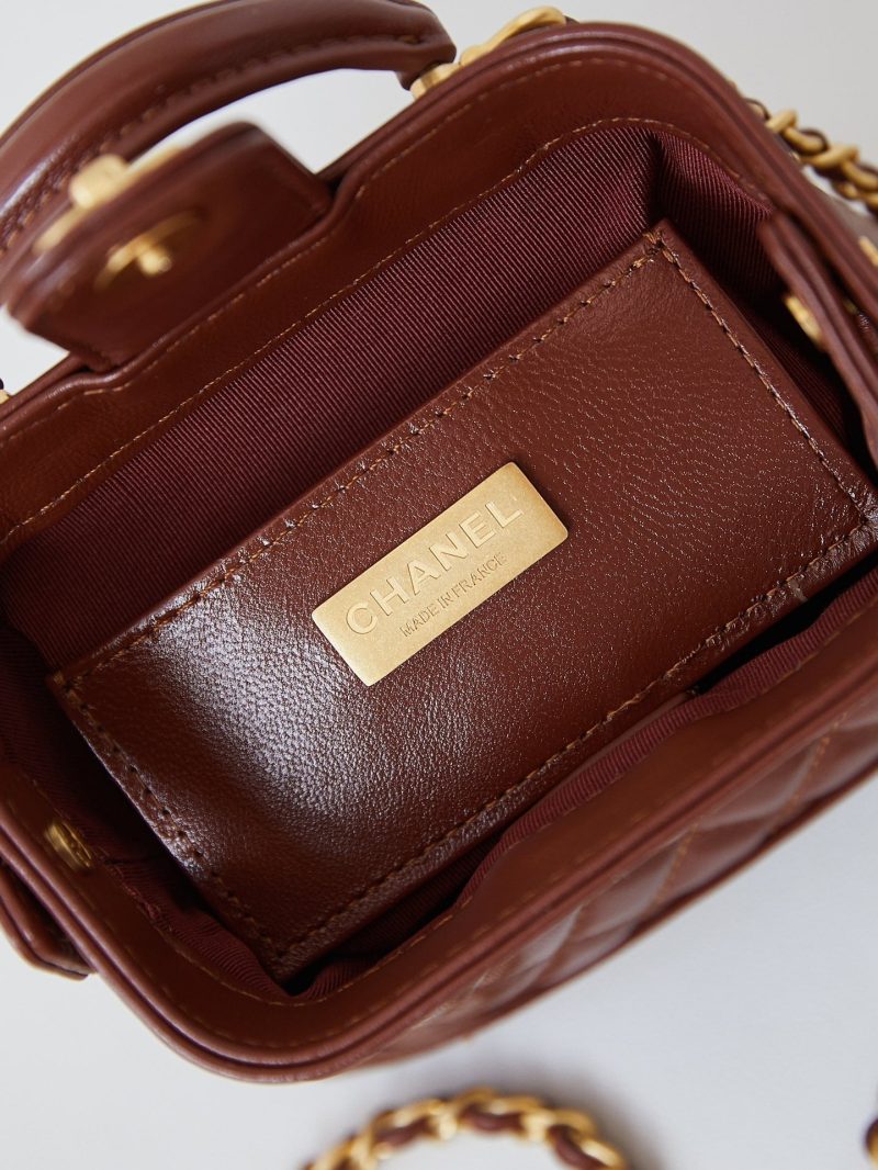 20240810_i1723219910_7380_8_jpg CC 24A Mini Top Handle 13cm Brown Wax Leather Gold Hardware 238463