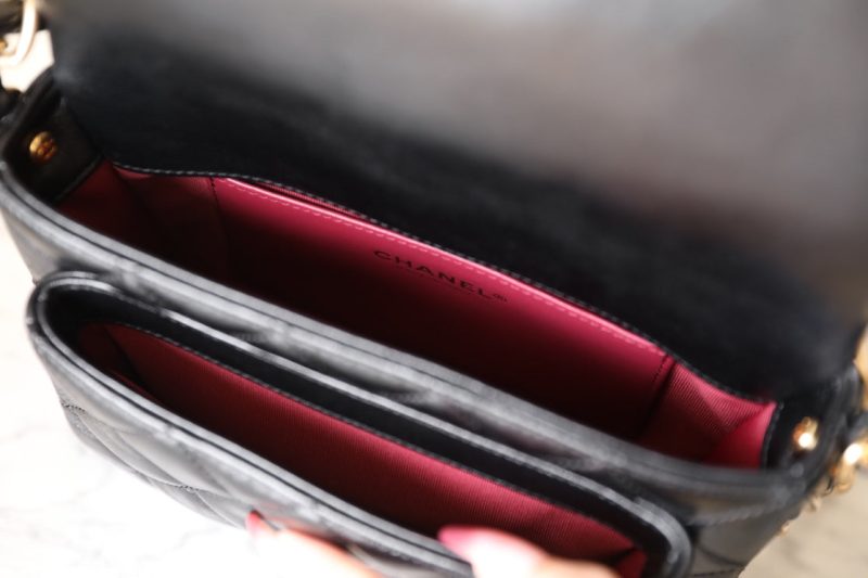 cc 24a flap bag 20cm top handle black  lambskin gold hardware