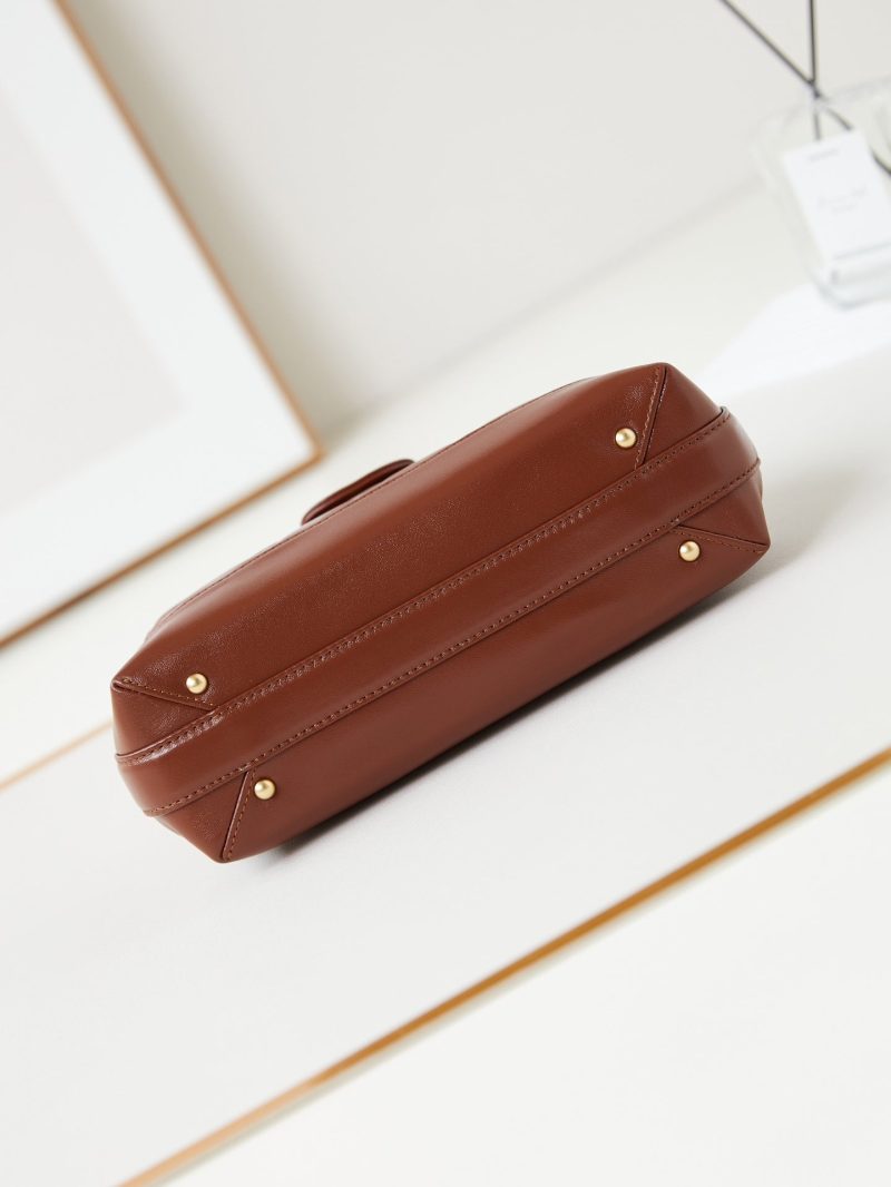 20240816_i1723823932_1621_5_jpg CC 24A Top Handle 23.5cm Brown Wax Leather Gold Hardware 238471