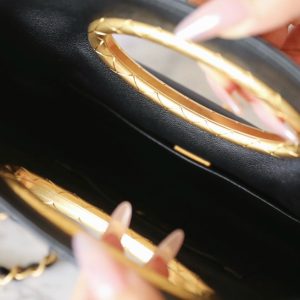 cc 24b cluth 25cm black lambskin