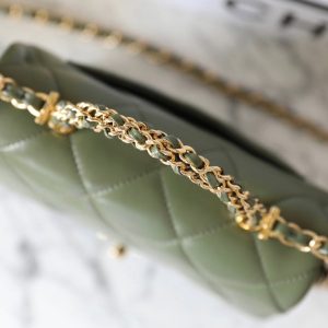 24b mini flap bag 19cm top handle green lambskin