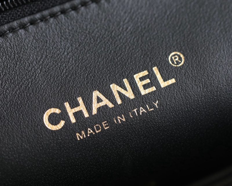 24B Small Flap Bag With Top Handle 25cm Black Lambskin