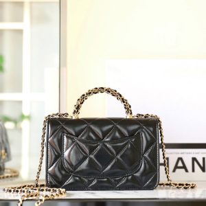 24b woc 19cm black lambskin gold hardware