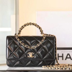 24b woc 19cm black lambskin gold hardware