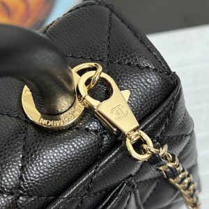 Coco Handle Flap Bag 19cm Black Grained Calfskin Gold Hardware