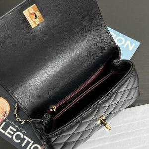 Coco Handle Flap Bag 19cm Black Grained Calfskin Gold Hardware
