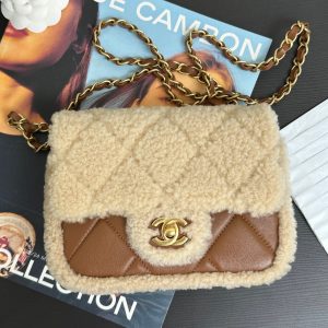 20241001_i1727793333_3013_1_jpg Flap Bag Mini 18cm Beige Brown Sherling Lambskin Gold Hardware