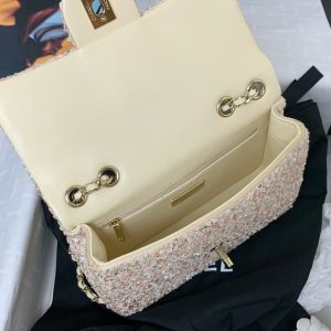 25C Flap Bag 20cm Beige Polka Dot Silver Sequin Calfskin