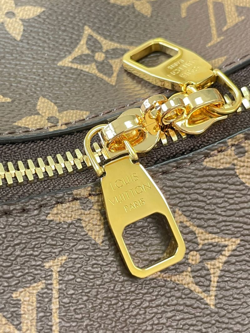 20241114_i1731576677_5325_6_jpg SLOUCHY PM 33 IN BROWN MONOGRAM CANVAS