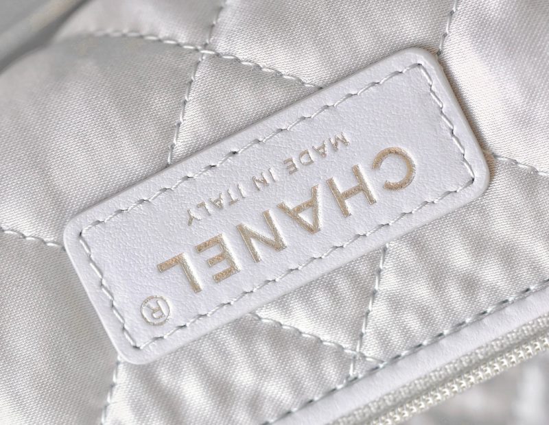 25C Hobo 22 Bag 35cm Silver Metalic Lambskin