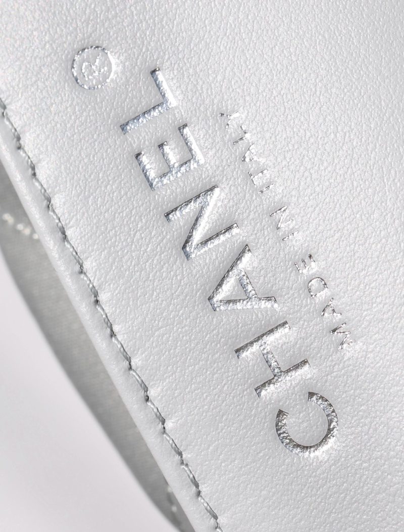 25C Hobo 22 Bag 19cm Silver Metalic Lambskin