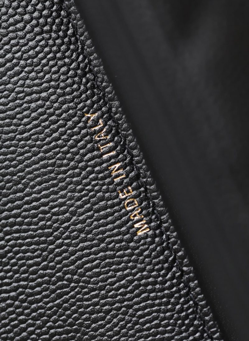 CC 25C Top Handle 18cm Black Grained Calfskin