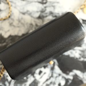 CC 24K Flap Bag 18cm Black Grained Calfskin Gold Hardware