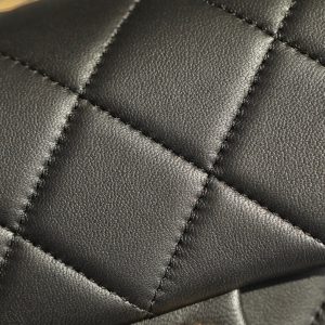 CC 19 Bag 25C 18cm Black Lambskin Gold Hardware