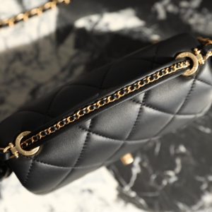 CC 19 Bag 25C 18cm Black Lambskin Gold Hardware
